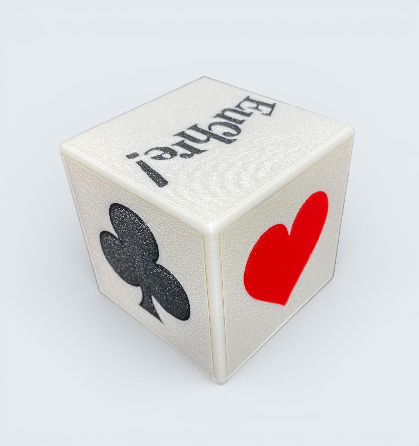 Euchre Cube - Trump and Dealer Tracker
